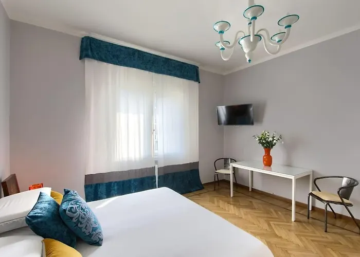 Dimora Mantelli アパート メストレ