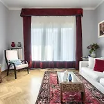 Dimora Mantelli מסטרה