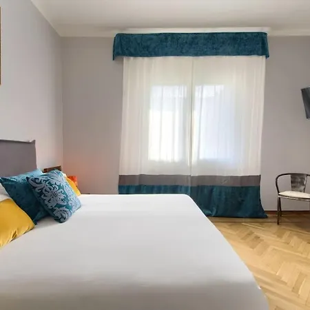 Dimora Mantelli Μέστρε