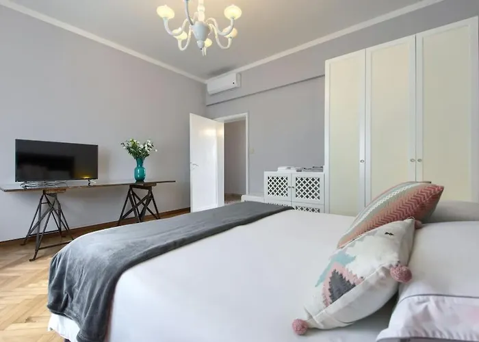 شقة Dimora Mantelli *